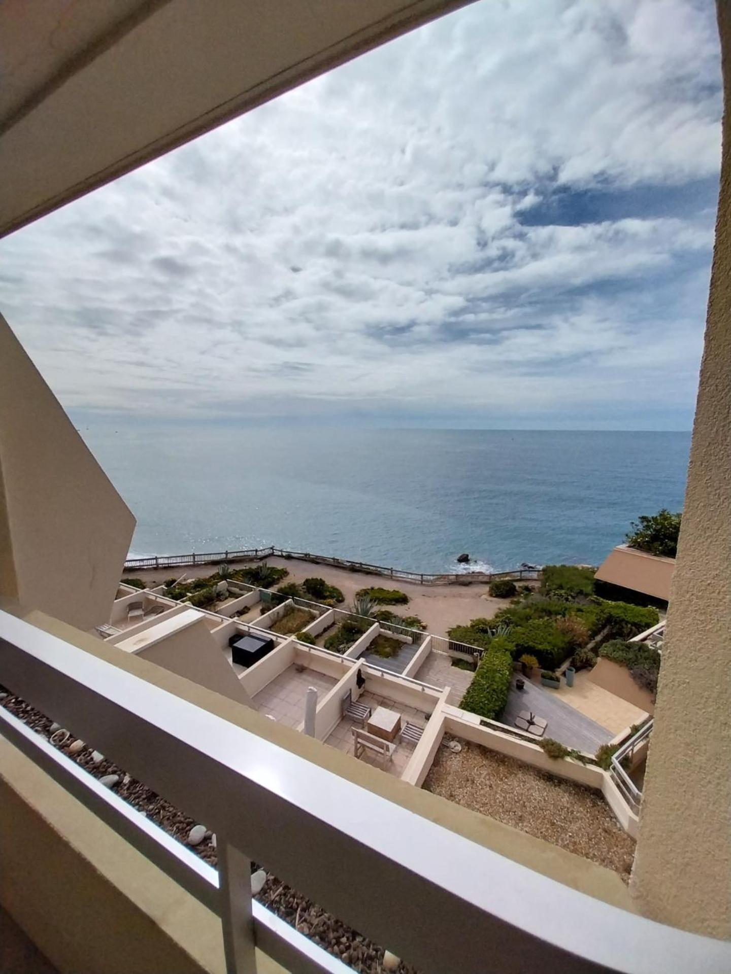 Front De Mer 2 Chambres Parking Quartier Corniche 세테 외부 사진